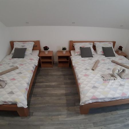 House Naomi Apartment Grabovac  Luaran gambar