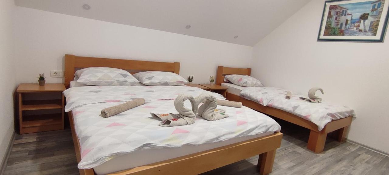 House Naomi Apartment Grabovac  Luaran gambar