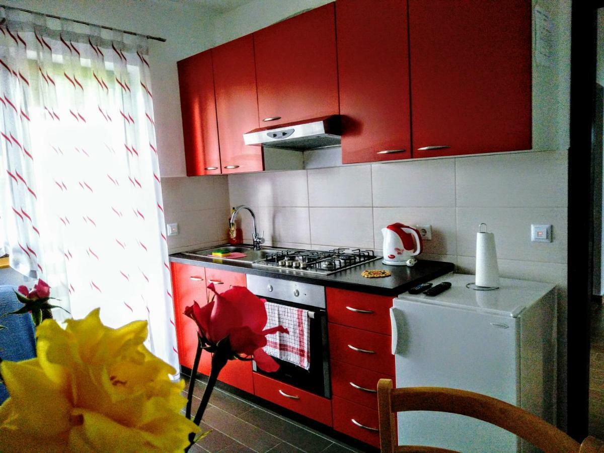 House Naomi Apartment Grabovac  Luaran gambar